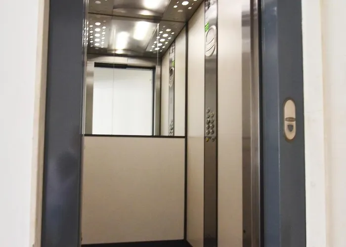 Velarde By Valcambre *